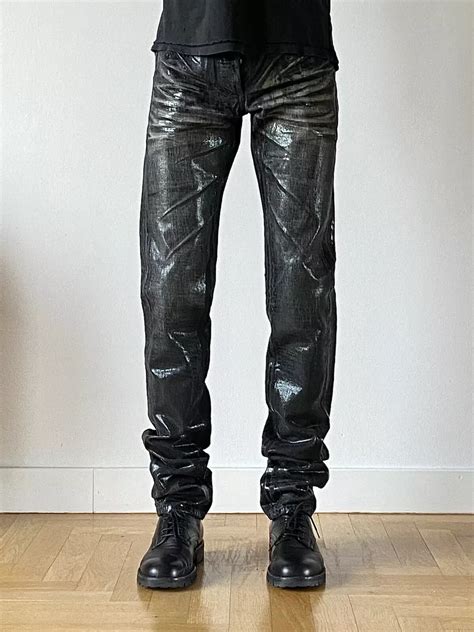 dior denim pants.